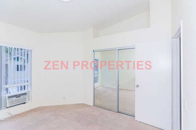 Building Photo - 2 Bedroom, 2 Bath, 2 Car Garage for rent a...