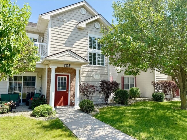Building Photo - 808 Farmstead Ct