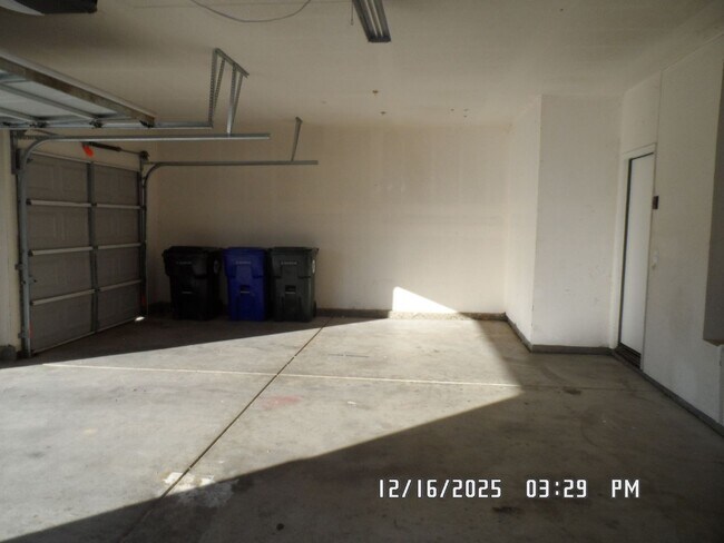 Building Photo - 4 Bedrooms, 2 Bathrooms, 3 Car Garage, 1899 sq. ft., Large Fenced, Front Yard Lawn, Near Schools ...