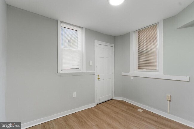 Building Photo - 4335 N Orianna St