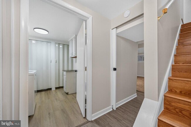 Building Photo - 9109 Bronze Bell Cir