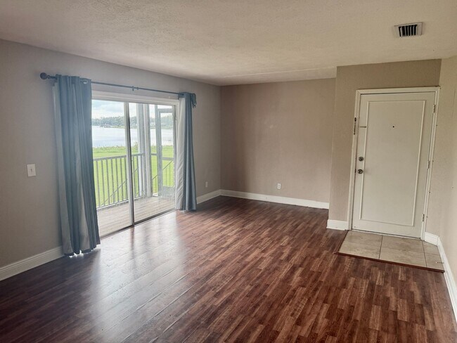Building Photo - 13761 Juniper Blossom Dr