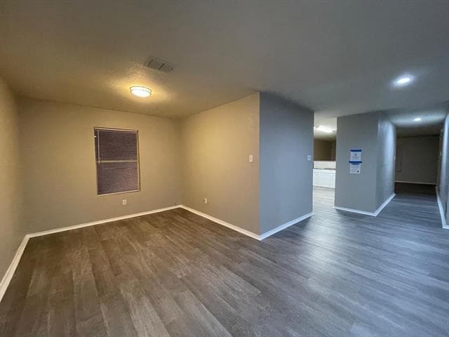 Building Photo - 1512 Queens Brook Ln
