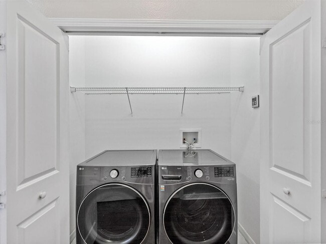 Building Photo - 6222 Hadley Commons Dr