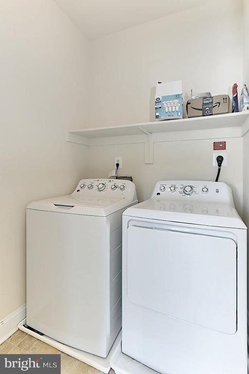 Building Photo - 22219 Falling Terrace