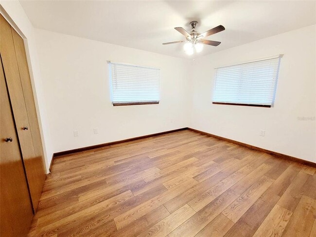 Building Photo - 9760 SW 101st Ln