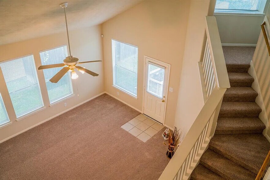 Building Photo - 8002 Arapahoe Ridge Ln