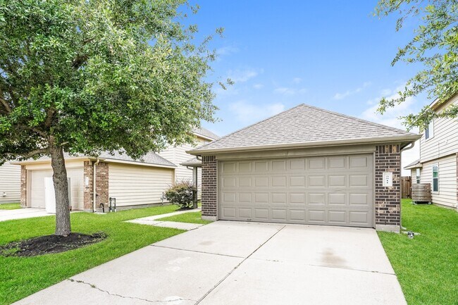 Building Photo - 5511 Long Arbor Ln