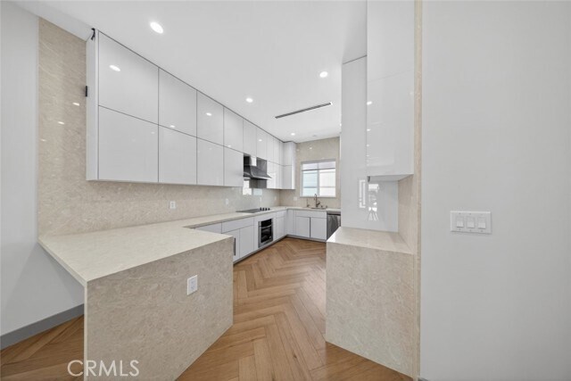 Building Photo - 10843 Cantara St
