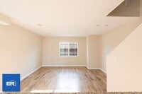 Building Photo - 3 Bed Home in Los Angeles CA for Rent 9003...