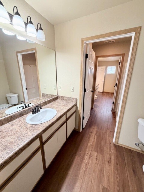 Building Photo - 1153 S Tottenham Ct