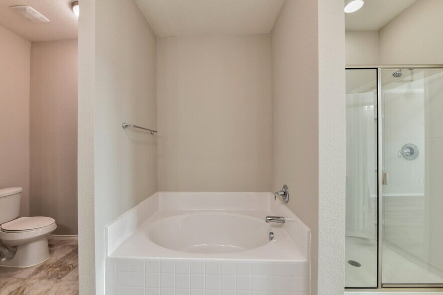 Building Photo - 8225 Spruce Meadows Dr