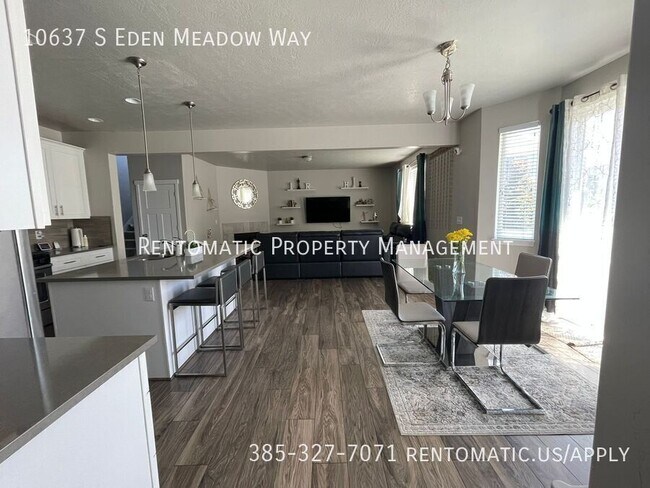 Building Photo - 10637 Eden Meadow Way