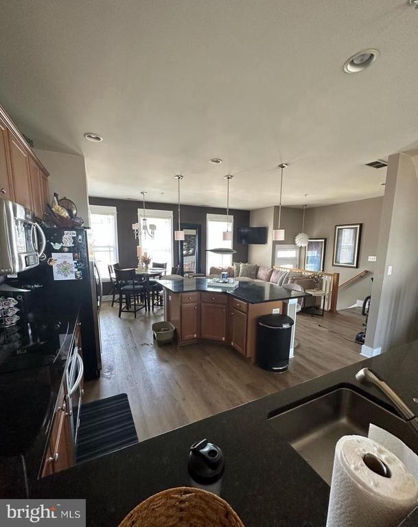 Building Photo - 13009 Bowline Ln