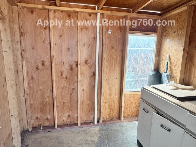 Building Photo - Super Cute Furnished Beach Cottage!