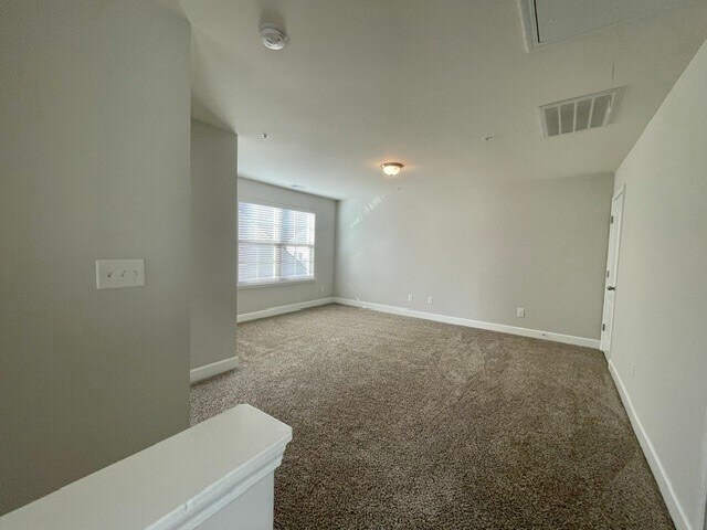 Building Photo - 2022 Abbingdon Way