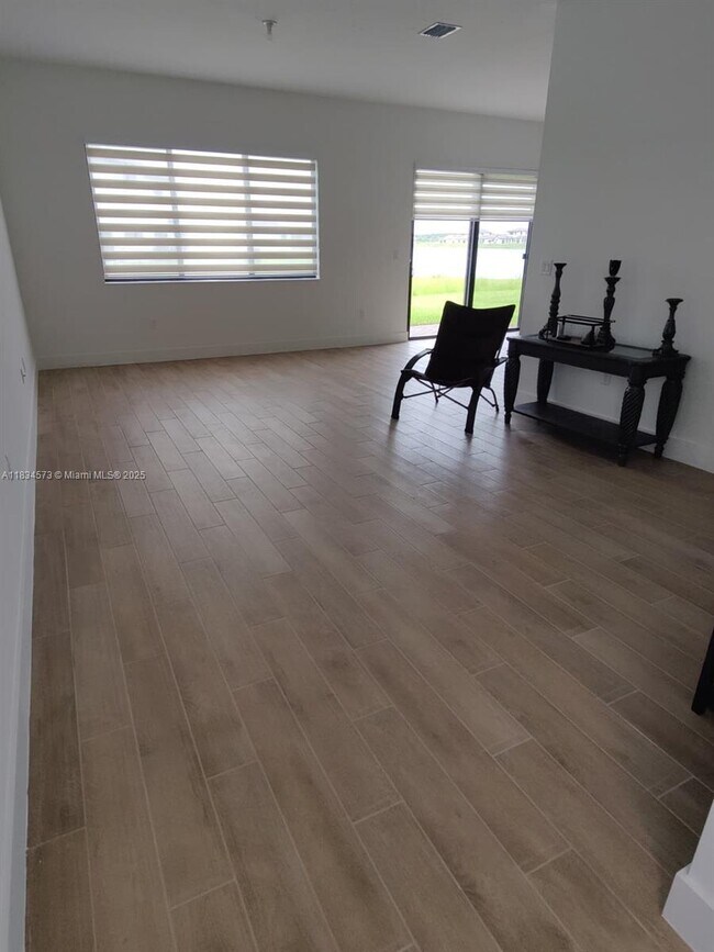 Building Photo - 5699 Argento Dr