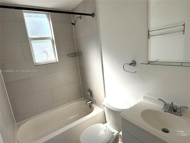 Building Photo - 535 NW 7th St