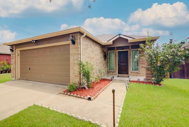 Primary Photo - 18915 N Lyford Dr