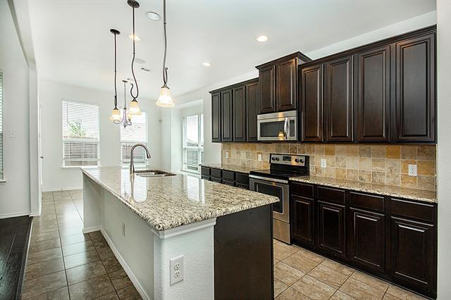 Building Photo - 917 Swan Ridge Dr
