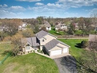 Building Photo - 2340 Edinbrook Terrace