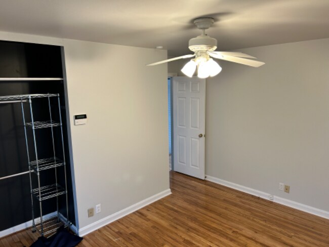 Building Photo - 2104 Dogoon Dr