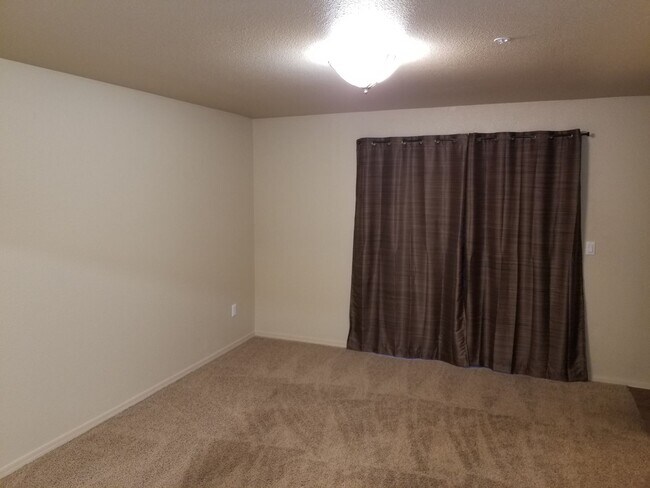 Building Photo - Upgraded West-Flagstaff Condo in the Arbor...