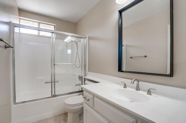 Building Photo - Your Dream Home Awaits on a Peaceful Cul-de-Sac!