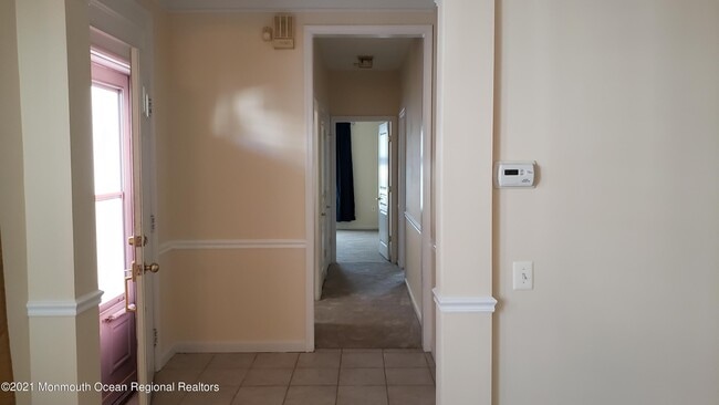 Building Photo - 388 Harrier Dr