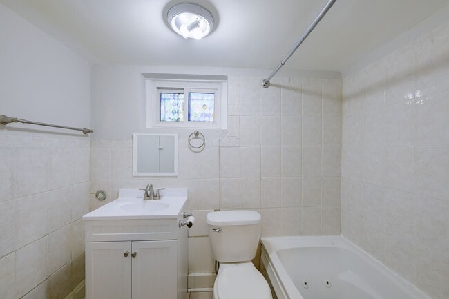 Building Photo - Modern End-Unit Townhome with Garage + Outdoor Space in SE DC