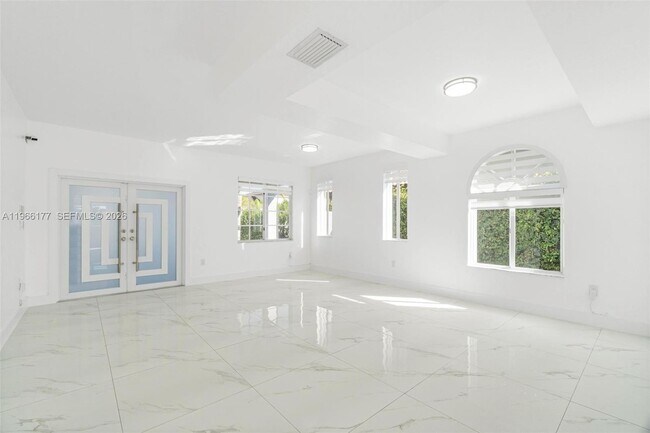 Building Photo - 15786 SW 141st St