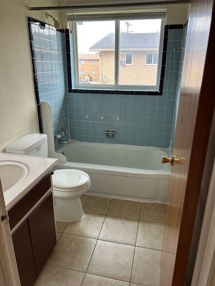 Building Photo - 29206 Longview Ave