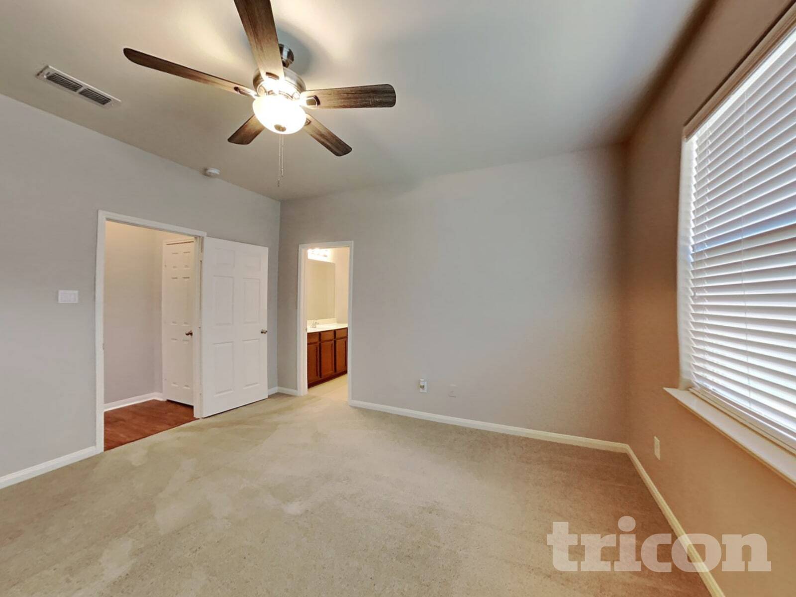 Building Photo - 2048 Cone Flower Dr