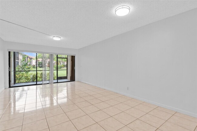 Building Photo - 2355 SW 15th St