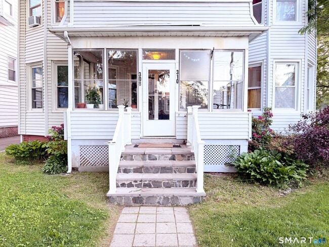 Building Photo - 308 Alden Ave