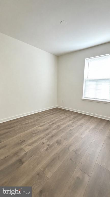 Building Photo - 402 Honeyberry Ln