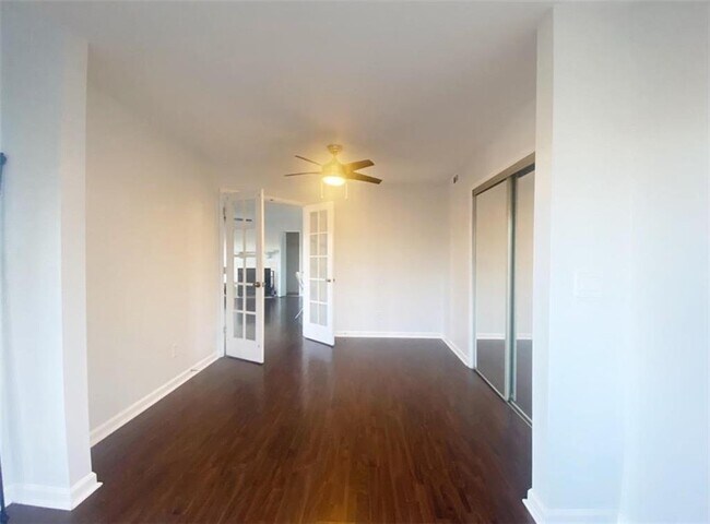 Building Photo - 1119 Sandy Ln Dr