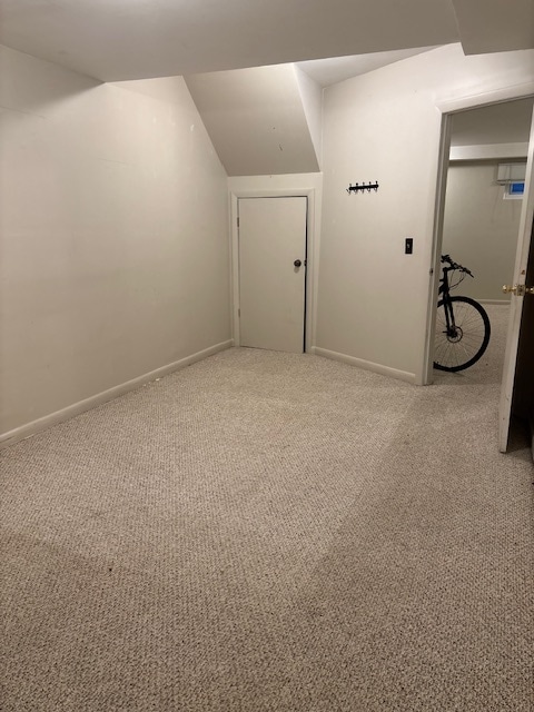 Building Photo - 211 Roundhouse Ct