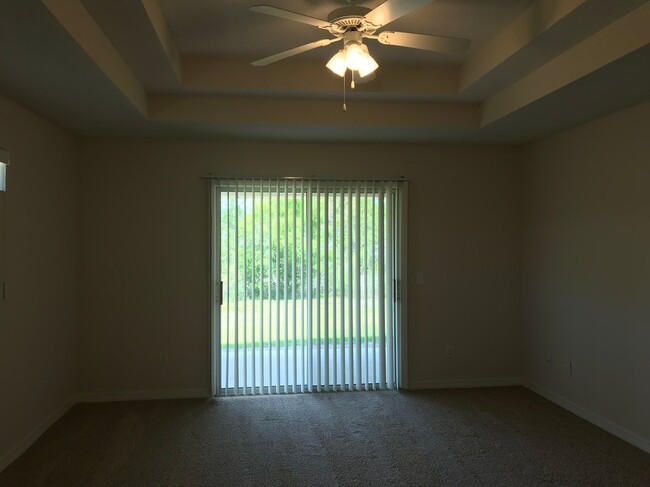 Building Photo - 2642 Hidden Creek Dr