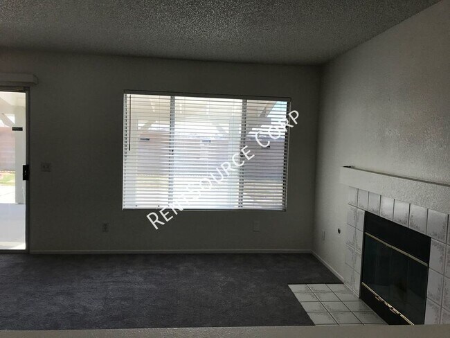Building Photo - 3156 Discovery Way