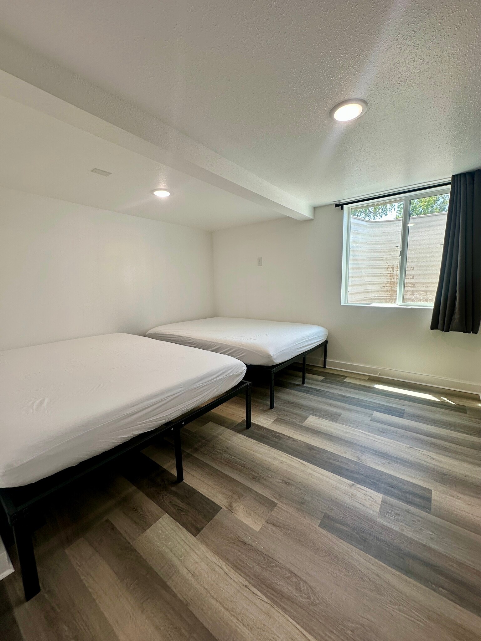 Basement Bedroom - 309 N 200 W