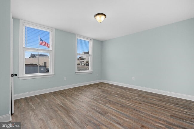 Building Photo - 1201 Union Ave