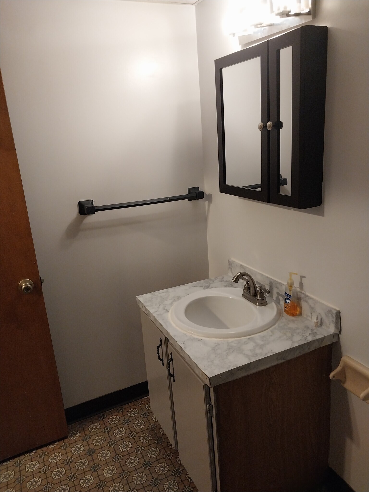 Building Photo - 14041 Ravenna Ave NE