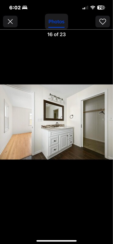 Building Photo - 8919 Grand Ave