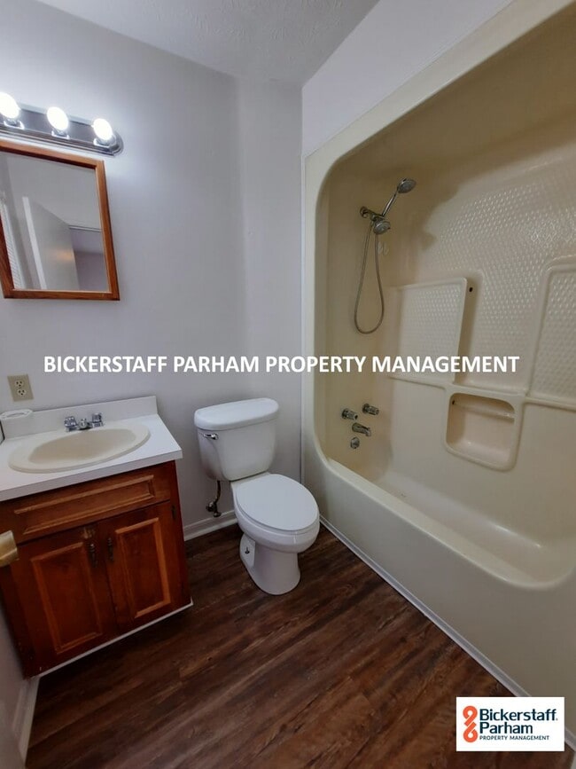 Building Photo - Home is Where the Amenities Are. Located O...
