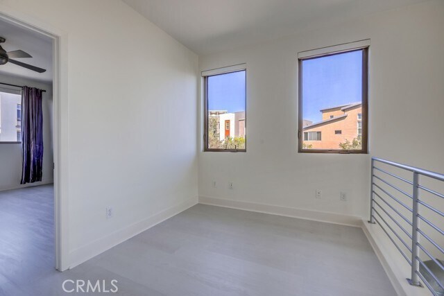 Building Photo - 3 Delancy