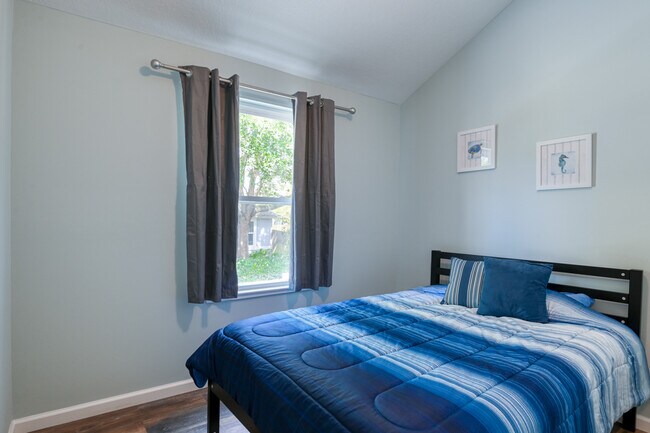 Building Photo - 5446 Windantide Rd