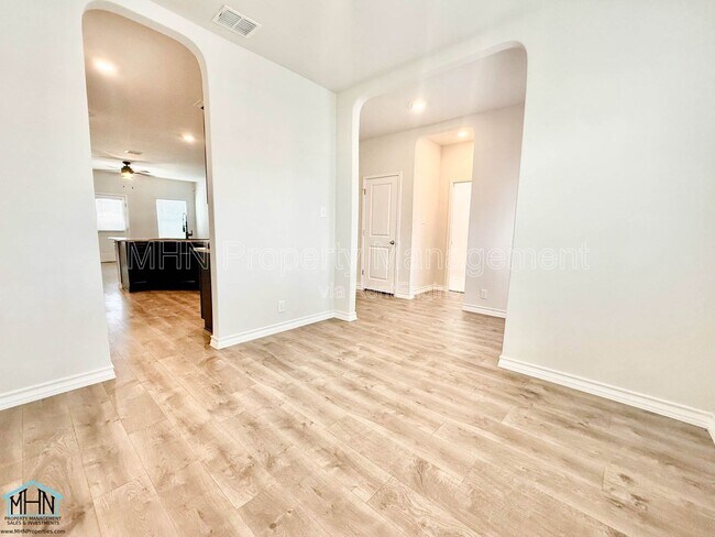 Building Photo - 13722 Trinity Cv