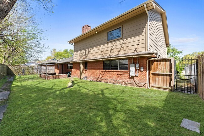 Building Photo - 1839 Bethlehem St