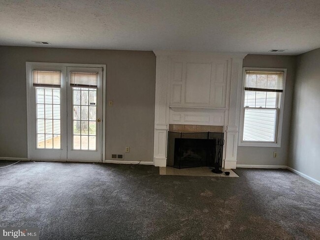 Building Photo - 501 Berkshire Way